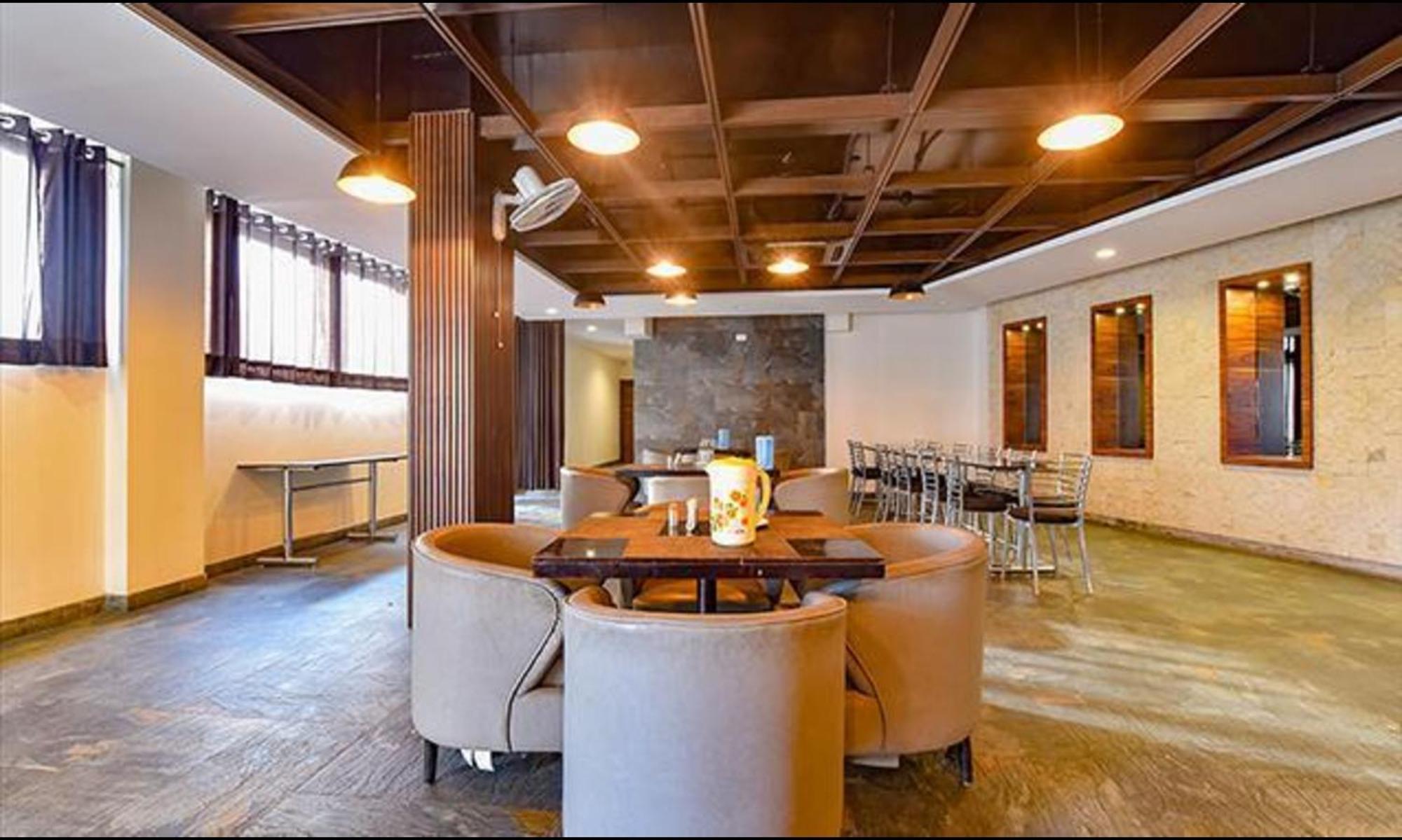 होटल Fabhotel The Wind Palace Jaipur